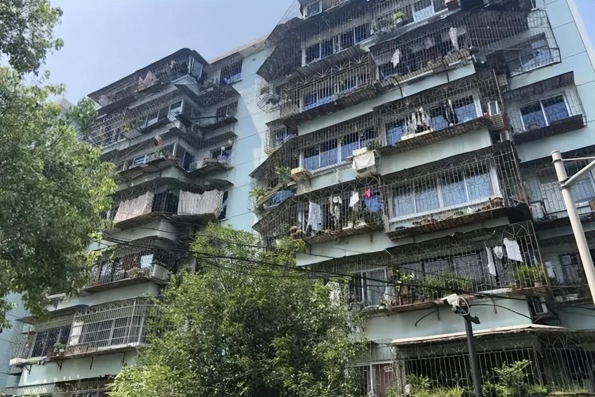 业委会成员每年700元津贴引质疑！宁波业主震怒：无人提这笔费用-业委会的补贴从哪里来