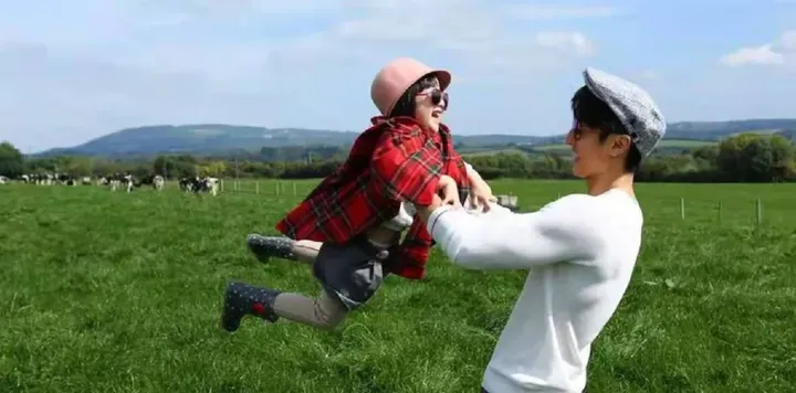 结婚9年，霍启刚朋友圈首次曝光：原来，他最爱的，不是郭晶晶.....-霍启刚宣布恋情