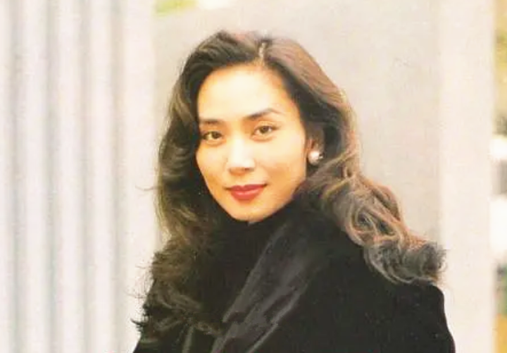 霍启刚突然发文道歉！郭晶晶和3个孩子暂时安全！-霍启刚和郭晶晶感情真的好吗?