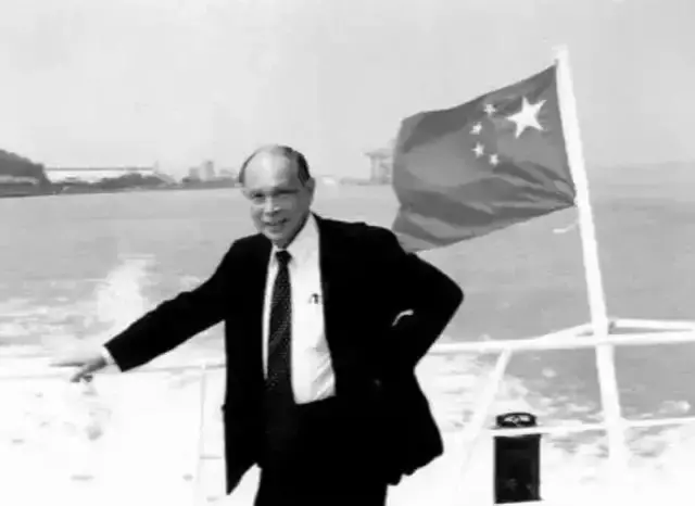 霍启刚突然发文道歉！郭晶晶和3个孩子暂时安全！-霍启刚和郭晶晶感情真的好吗?