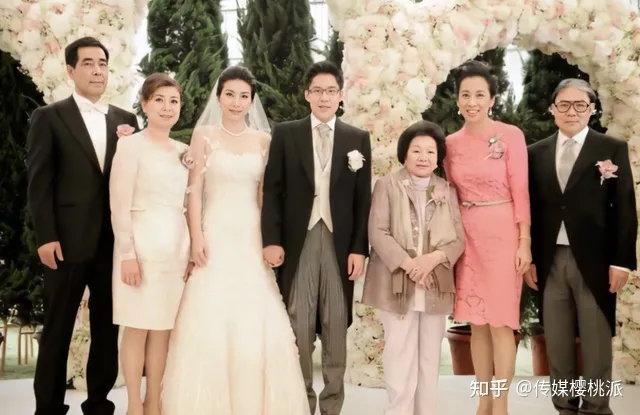 霍启刚庆祝郭晶晶40岁，自嘲“老夫少妻”，结婚9年成豪门童话-霍启刚和郭晶晶感情真的好吗?