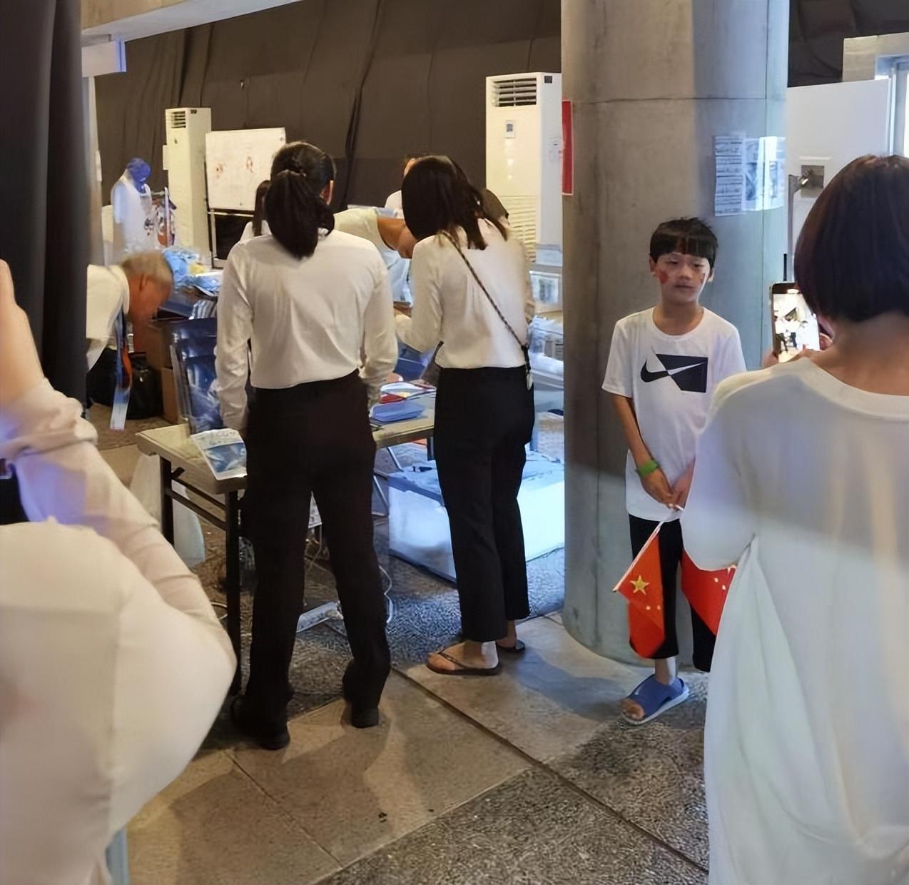 官宣升职，郭晶晶罕见发文分享！霍启刚现身日本陪老婆逛街-郭晶晶和霍启刚参加的真人秀节目叫什么名字