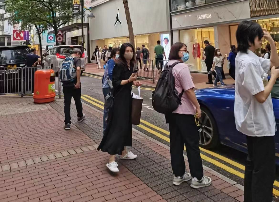 官宣升职，郭晶晶罕见发文分享！霍启刚现身日本陪老婆逛街-郭晶晶和霍启刚参加的真人秀节目叫什么名字