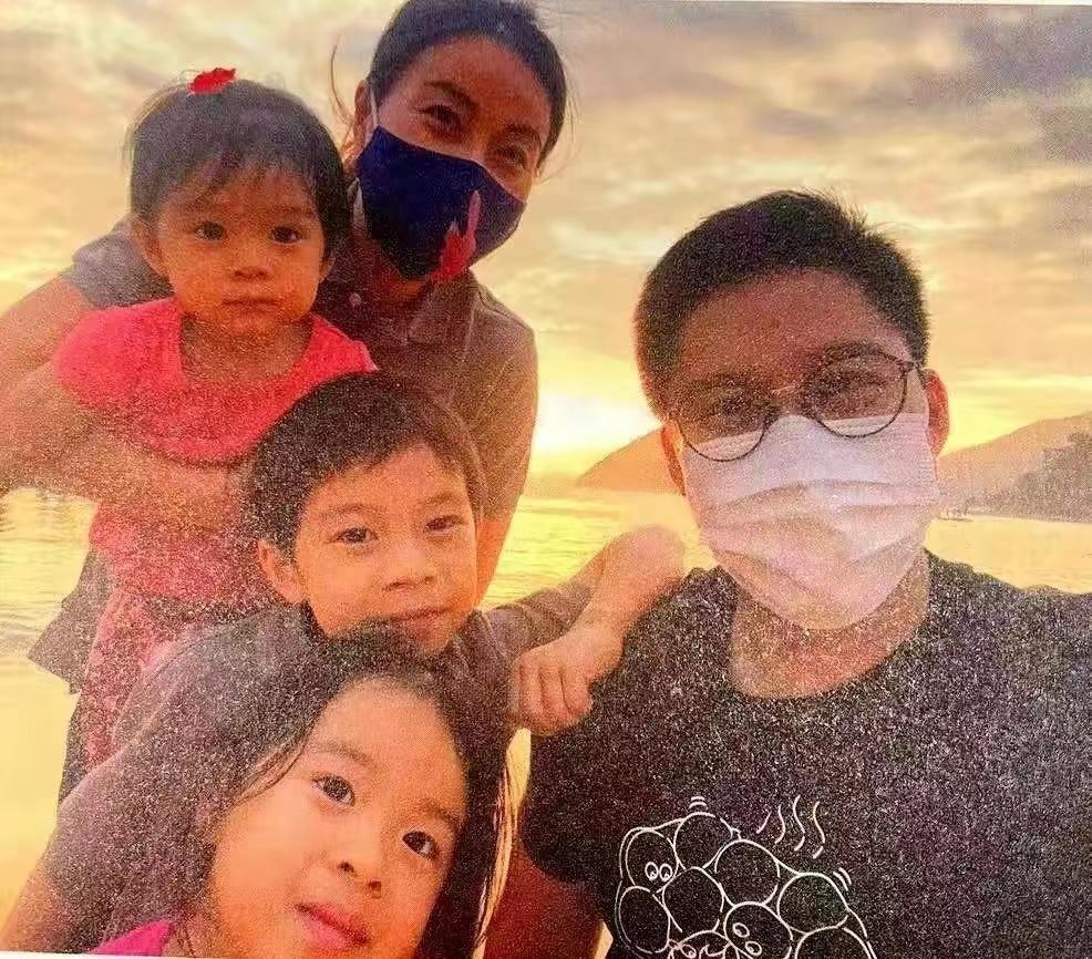 霍启刚郭晶晶低调逛日本, 对日媒批评笑而不语! 淡定从容的豪门气质-郭晶晶和霍启刚相差