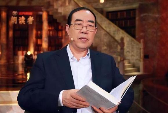 贾平凹《暂坐》：看清婚姻这个真相，你无论嫁给谁都会幸福，别不信！【DB】C 暂坐 贾平凹继废都之后的第二部城市题材小说精选【DB】C 暂坐 贾平凹继废都之后的第二部城市题材小说¥49打开百度APP立即扫码购买-贾平凹小说:暂坐