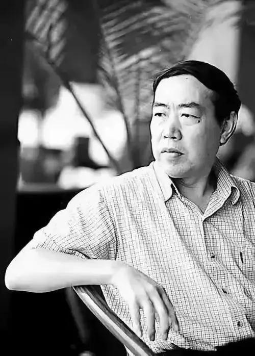 贾平凹与妻子争执留“遗书”欲自杀，起因竟是几个鸡蛋，《废都》揭开婚姻与爱情真相【推荐套装】贾平凹《废都》+暂坐+秦腔+浮躁+山本+自在独行 限时优惠精选月销量276【推荐套装】贾平凹《废都》+暂坐+秦腔+浮躁+山本+自在独行 限时优惠¥32打开百度APP立即扫码购买-贾平凹?