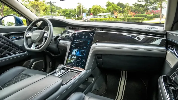 踏板带流水灯，是启辰星-犇犇护航版独有的浪漫-启辰星迎宾踏板怎么安装