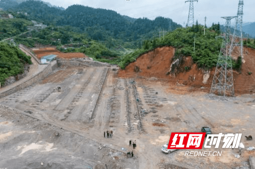 花垣：“牛经济”一路向前“犇”！-花垣县牛心村扶贫情况