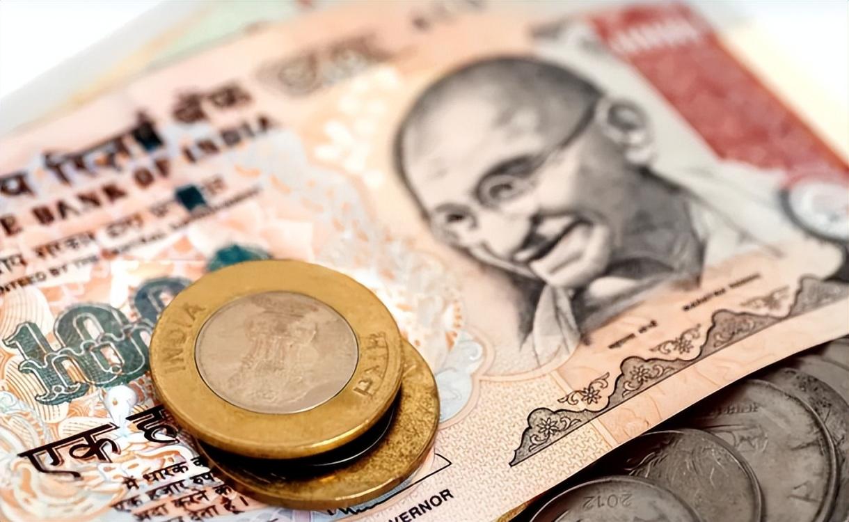 莫迪高兴得太早了！中国人口7月份反超印度，狠狠打脸西方唱衰-中国印度人口结构对比