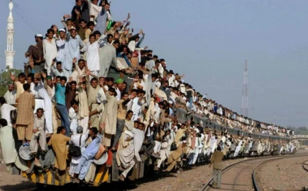 人口已达2.4亿的全球第一省——印度的北方邦-印度洋有多少人口