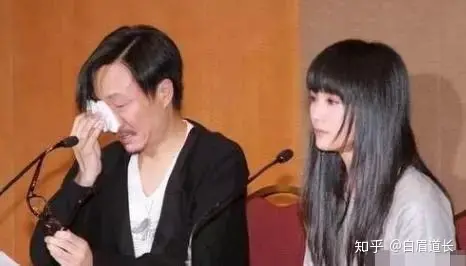 郑中基：天赋异禀却任性妄为的富二代-郑中基是不是很有钱