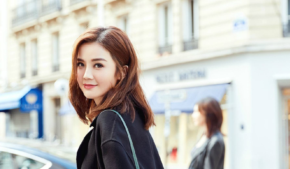 “港圈太子”郑中基：用一首歌力压陈奕迅，却与阿Sa杨颖纠缠不清-ella郑中基演唱会