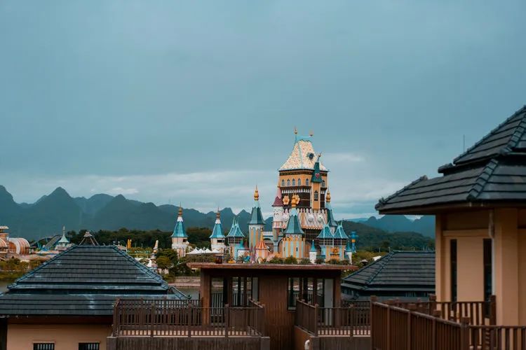 （36人团）花曼岛湖景泳池18房24床别墅2201/2202/2203-花缦主题酒店