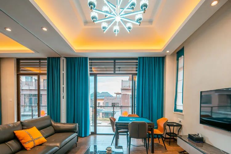 （36人团）花曼岛湖景泳池18房24床别墅2201/2202/2203-花缦主题酒店