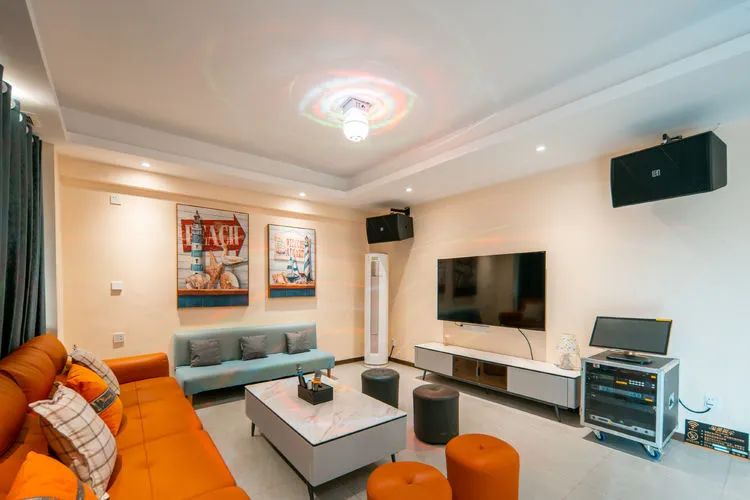 （36人团）花曼岛湖景泳池18房24床别墅2201/2202/2203-花缦主题酒店