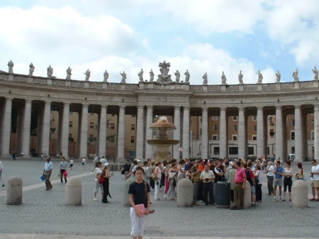 梵蒂冈是一个怎样的国家？-梵蒂冈位于哪个国家