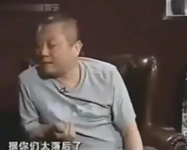 62岁王朔曾提及吃软饭，直言徐静蕾买的房？提起王菲引网友众怒-王朔遗产留给徐静蕾