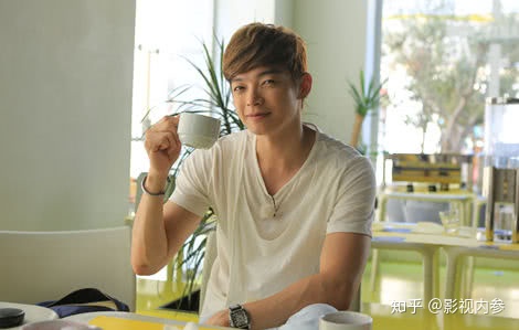 《吐槽大会》辰亦儒回应飞轮海“车祸现场”，谈笑风生又引回忆杀-辰亦儒和曾之乔恋爱史