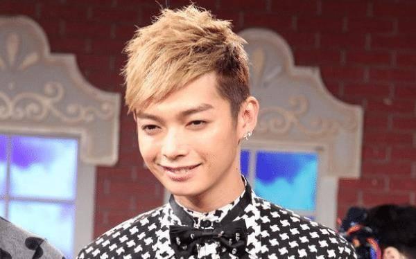 身为“飞轮海”中的一员，辰亦儒虽然不是最优秀的，但是却很幸福-飞轮海辰亦儒老婆曾之乔