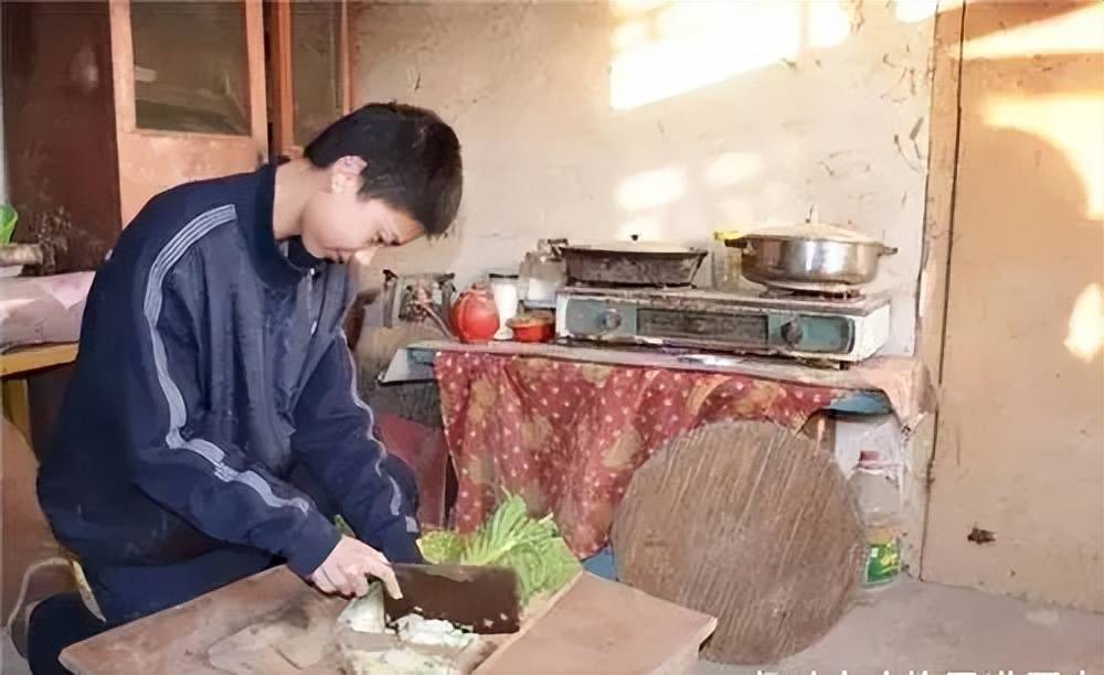 庞众望：沧州2017年高考理科状元744分，清华校长亲迎的学子。-河北庞众望现状