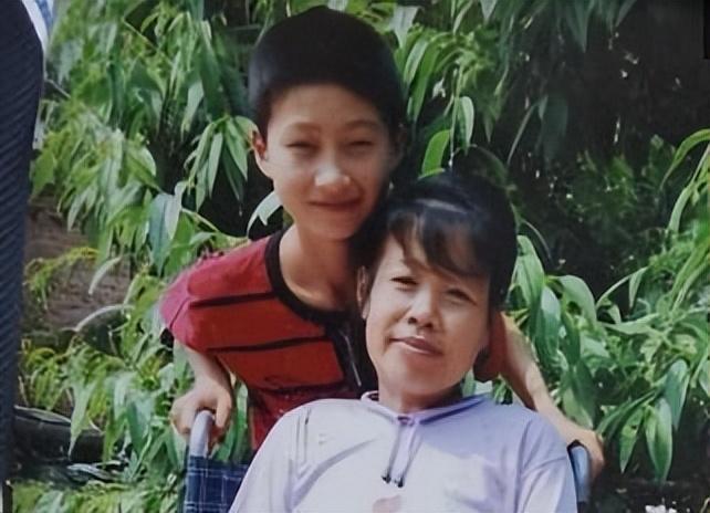 庞众望：高考744分，被清华校长亲迎的寒门学子，与女友好事将近-庞众望清华大学现状视频