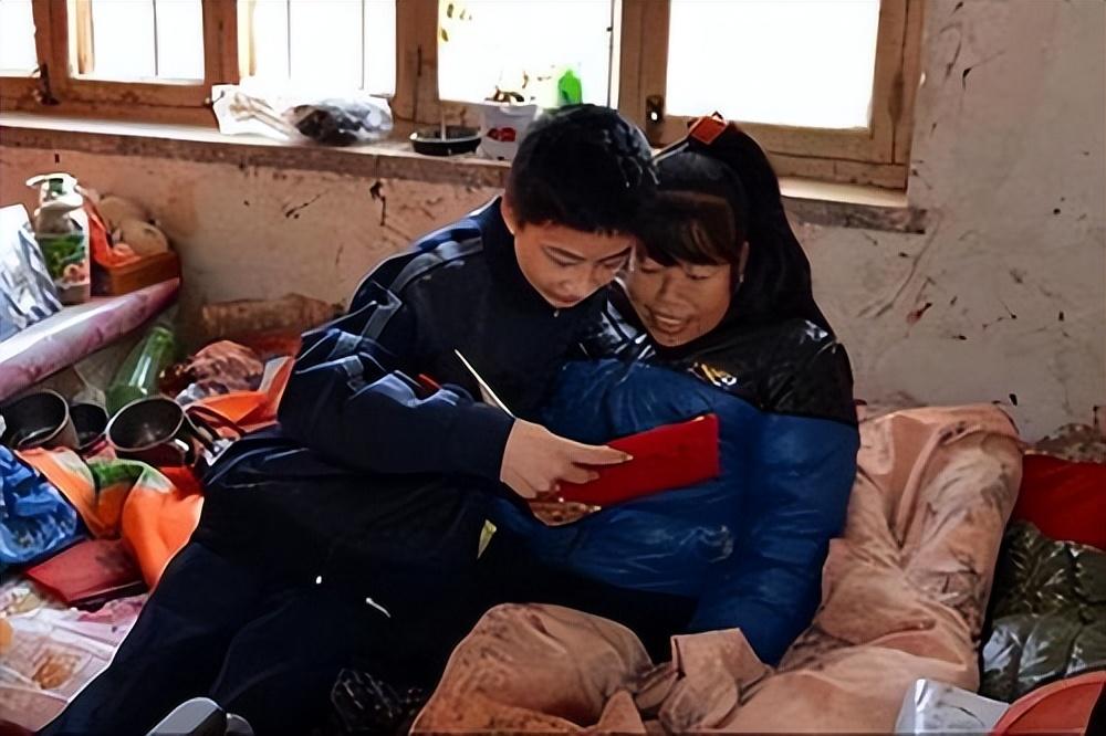 庞众望：高考744分，被清华校长亲迎的寒门学子，与女友好事将近-庞众望清华大学现状视频