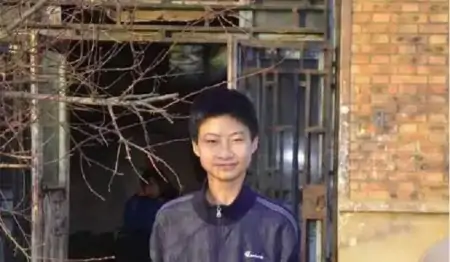 回顾父母残疾，靠捡破烂744分上清华的庞众望，如今获得直博资格-庞众望在清华