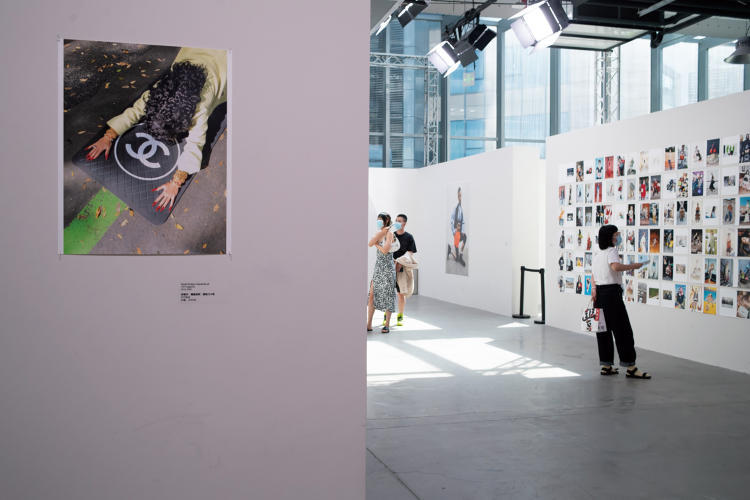 洪晃：奢侈品之所以奢侈的终极原因是“贵”-奢侈是谁