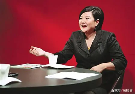 洪晃不穿名牌不戴首饰，连妆都不化，这是我见过低调的有钱人-洪晃很有钱吗