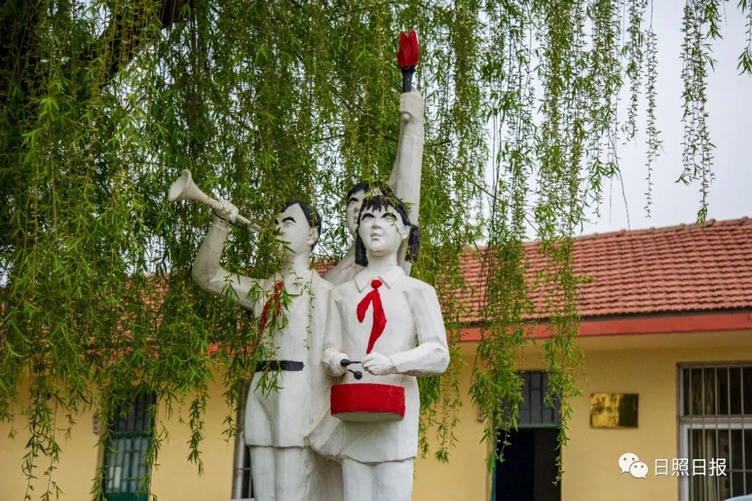 宝，我们去探班！探的什么班，对你的爱可见一斑！-我们去探险吧这首歌