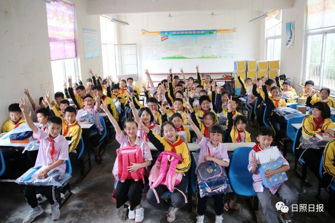 宝，我们去探班！探的什么班，对你的爱可见一斑！-我们去探险吧这首歌