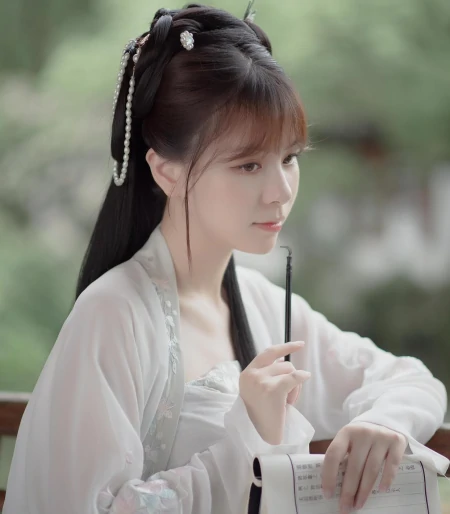 最实用的七绝创作手法，拟人化能给诗词带来什么奇效？多案例剖析-七言绝句怼人