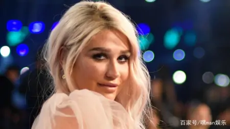 凯莎生来就长尾巴 放弃外表去掉符号 蜕变后再次回归-凯莎为什么没有翅膀