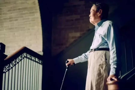 纪实杨振宁让翁帆冻卵，许她再嫁生子，谁说相差54岁的爱情不长久？-杨振宁和翁帆的年龄差