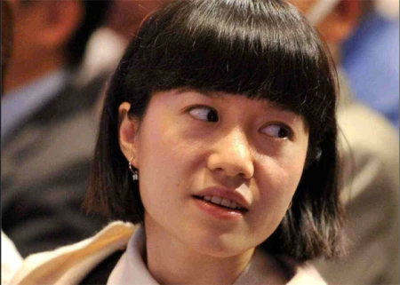 28岁的翁帆和82岁的杨振宁，相差54岁的忘年恋，真的幸福吗？-杨振宁和翁帆真的有孩子吗