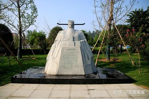 历史上的包拯是个什么样的人，为什么我国把包拯神化了？-包拯是历史人物吗图片大全