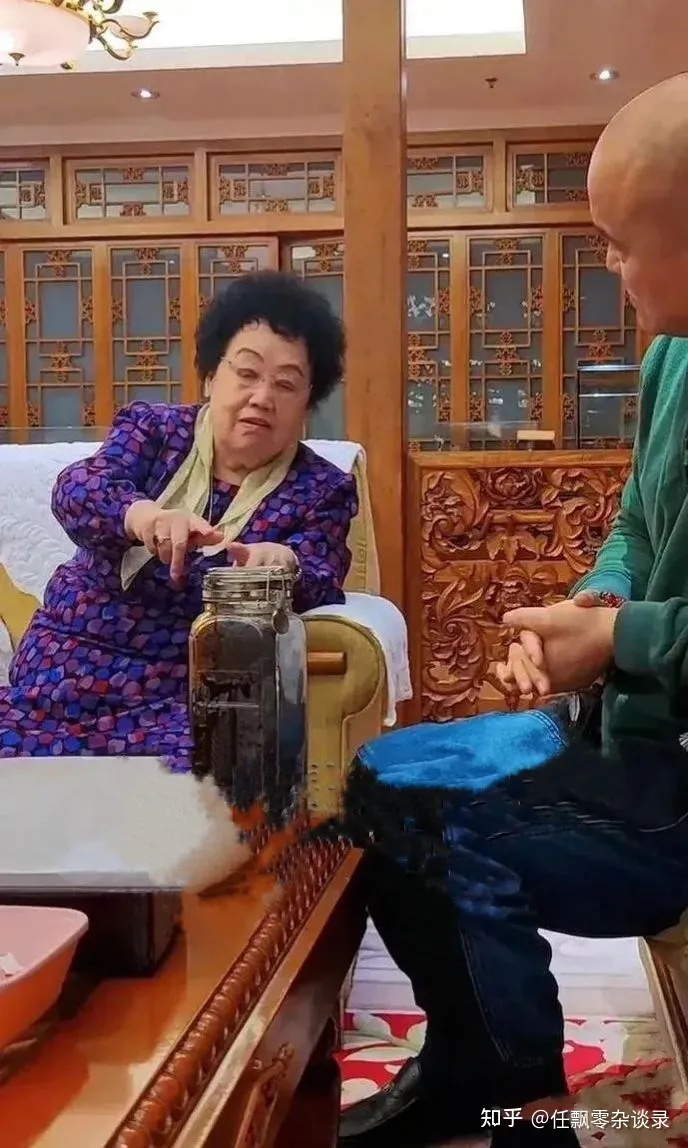 “唐僧”迟重瑞与富豪陈丽华的老妻少夫之恋-迟重瑞和陈丽华的婚姻