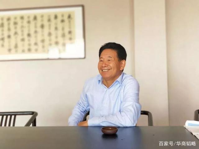 无证游医如何成为中国第一个亿万富豪、段永平、陈丽华等的贵人？-隐形富豪段永平(三):让你见识一段开挂的人生!