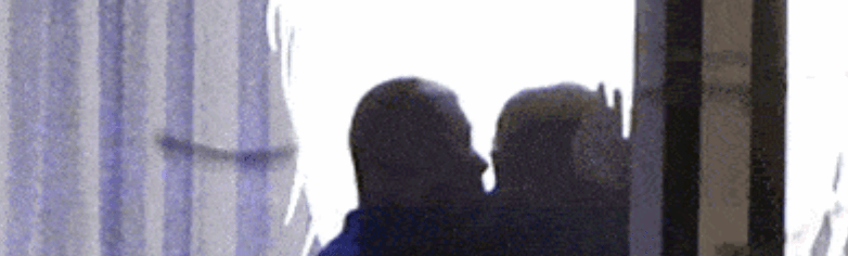 京圈大佬聚会，冯小刚刘震云推杯问盏，韩三平疑不愉快，张国立走路不稳！-冯小刚京圈大佬饭局