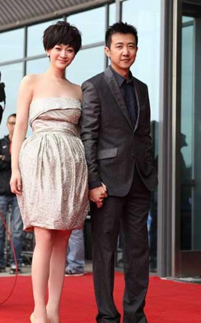 梅婷前夫罕露面，参加同学聚会发福明显，与李小冉分手后低调成婚-梅婷前老公个人资料简介