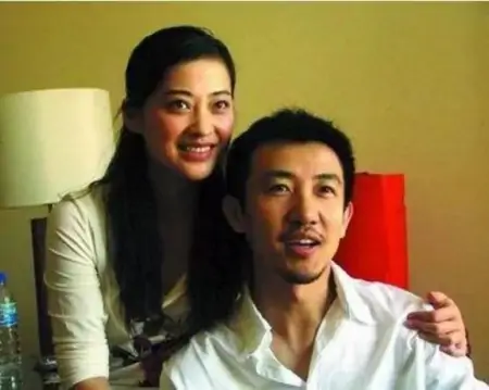 42岁梅婷生活难自理，暴瘦30斤近照曝光，前夫花心被砍断脚筋-梅婷旧照