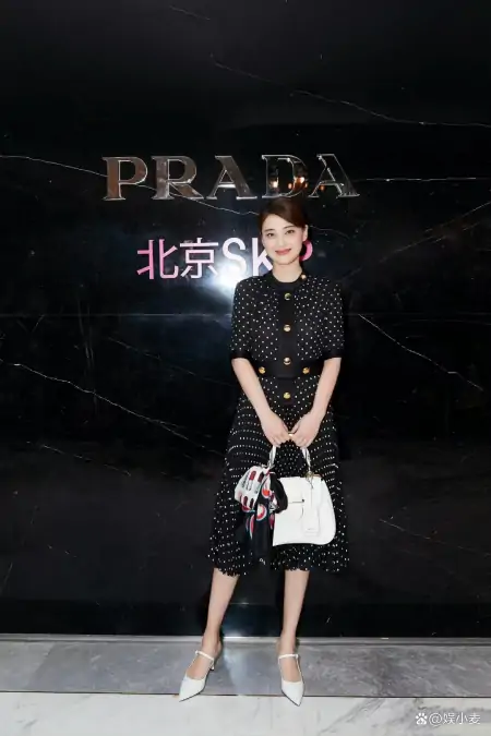 梅婷最好看的不再是烟熏妆，一旦认真打扮，这才是意想不到的惊喜-梅婷真的太好看了