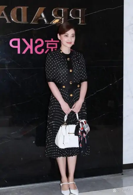 梅婷最好看的不再是烟熏妆，一旦认真打扮，这才是意想不到的惊喜-梅婷真的太好看了