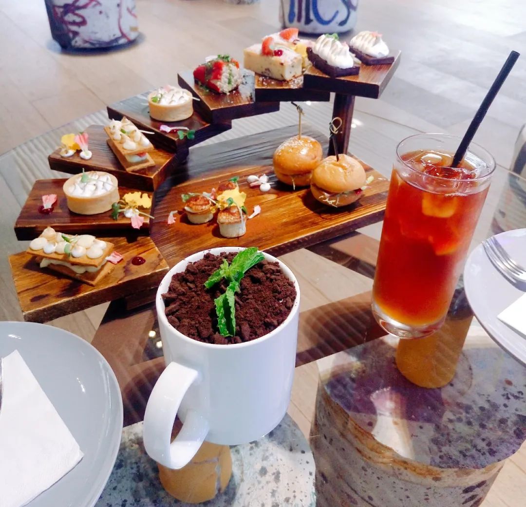 后来，我们都活成了自己曾经讨厌的模样-后来活成了当初最讨厌的自己是什么歌