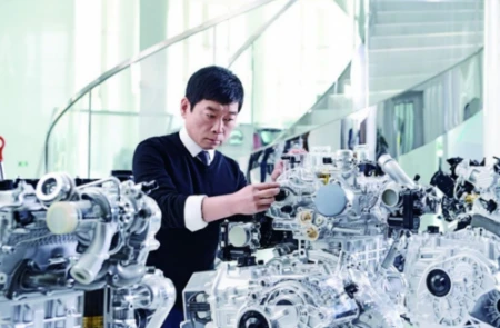 以技术立身的魏建军，是如何一步一步夯实“科技长城”-魏建军发展史