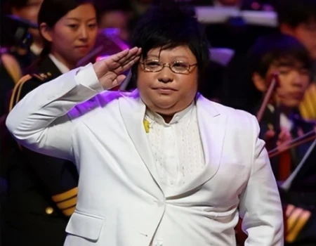 当伴奏消失后，韩红与毛阿敏谁的清唱实力更高，韩红高音实力强劲-毛阿敏那英韩红谁更厉害