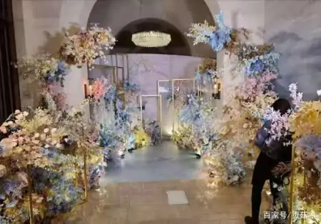 向佐郭碧婷女儿百日宴，小名又奶又霸气，大名取得好有文化！-郭碧婷向佐2016年就认识