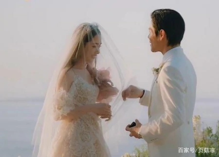 向佐郭碧婷女儿百日宴，小名又奶又霸气，大名取得好有文化！-郭碧婷向佐2016年就认识