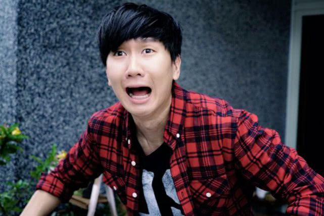 被称为“行走的CD”的林俊杰，三首来自于他的歌曲，你喜欢哪首-林俊杰走走