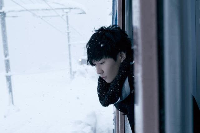 被称为“行走的CD”的林俊杰，三首来自于他的歌曲，你喜欢哪首-林俊杰走走